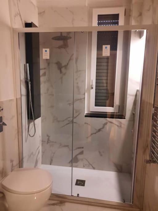 N&Ghomesweethome Raffaelloelegante Appartamento Ideale Casa Vacanze Affari Milánó Kültér fotó