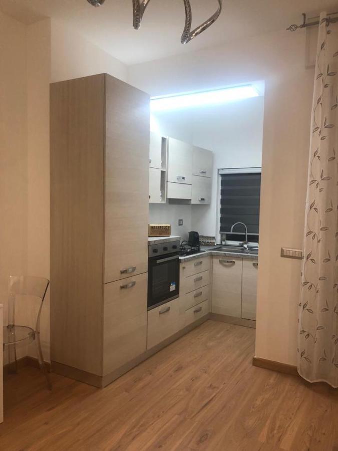 N&Ghomesweethome Raffaelloelegante Appartamento Ideale Casa Vacanze Affari Milánó Kültér fotó
