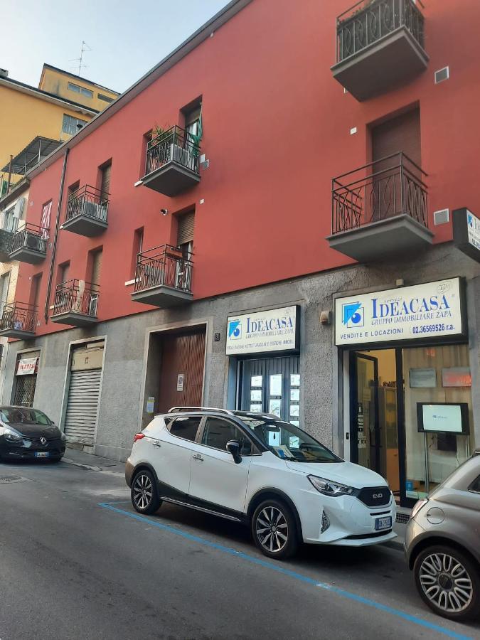 N&Ghomesweethome Raffaelloelegante Appartamento Ideale Casa Vacanze Affari Milánó Kültér fotó