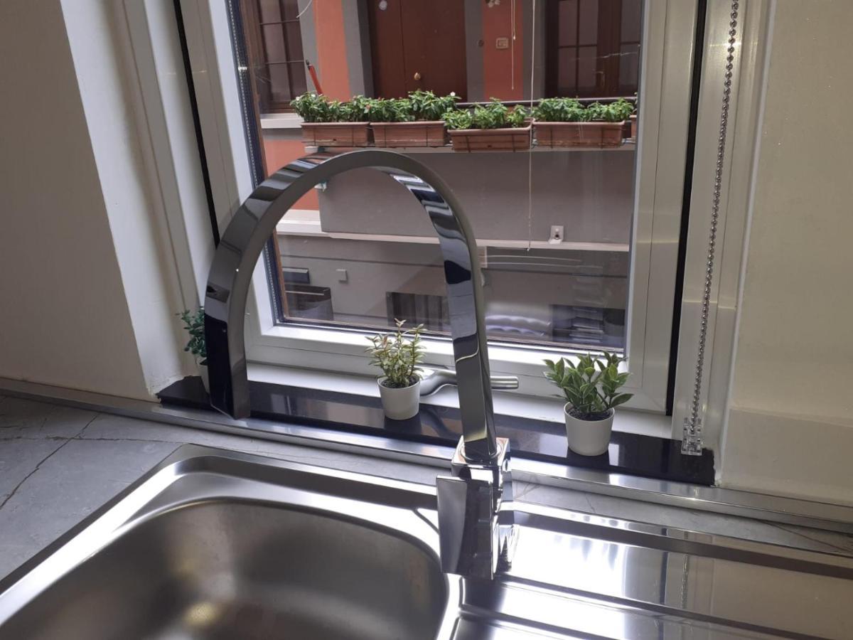 N&Ghomesweethome Raffaelloelegante Appartamento Ideale Casa Vacanze Affari Milánó Kültér fotó